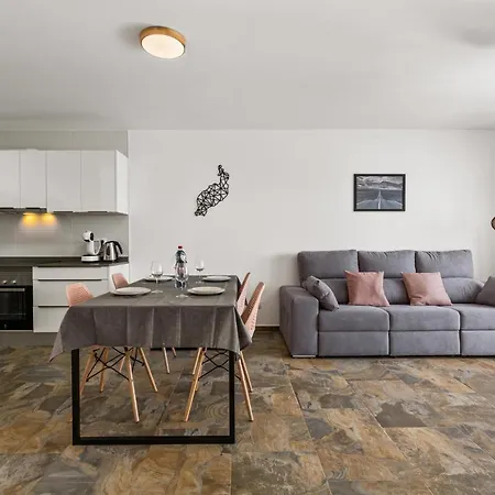 Wema - Planta Baja Holiday home *