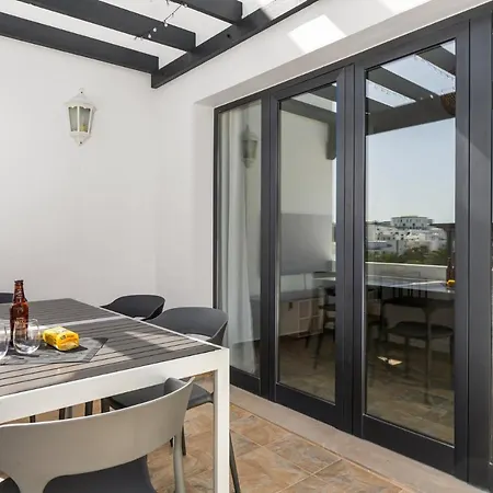 Wema - Planta Baja Vakantiehuis *